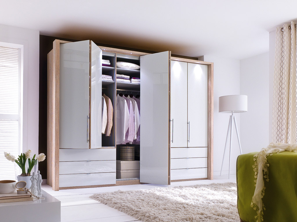 Falttürenschrank